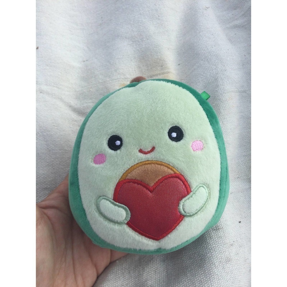 Squishmallows Austin Avocado Valentine's Heart kellytoy green plush 4735026 4.5"